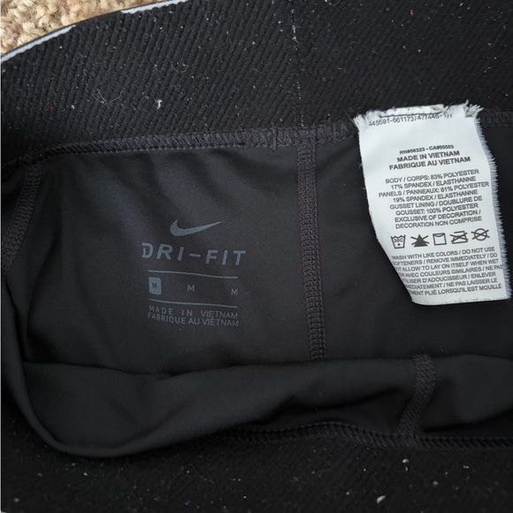 Nike Pro Dri-Fit Mesh Leggings - Picture 2 of 5
